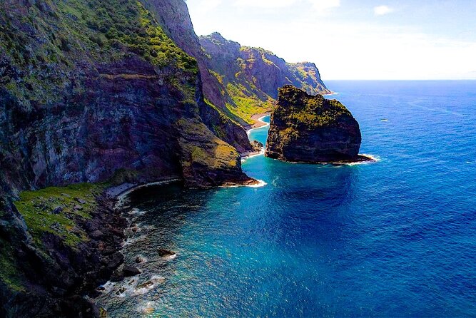 4x4 Jeep Tour to East & Northeast of Madeira - Old Royal paths between Faial and Santana: off-road time in the forest
