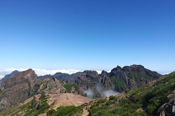 Achadas Teixeira- Pico Ruivo -& Pico pedras/Queimadas forest walk - Itinerary focus: reaching Pico Ruivo (and why that stop matters)