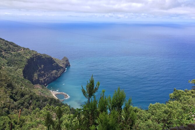 CABO GIRÃO (Half Day tour/3h) / Private Classic Car (4L). - The west-coast drive: banana-related pebblework, vineyards, and everyday farms