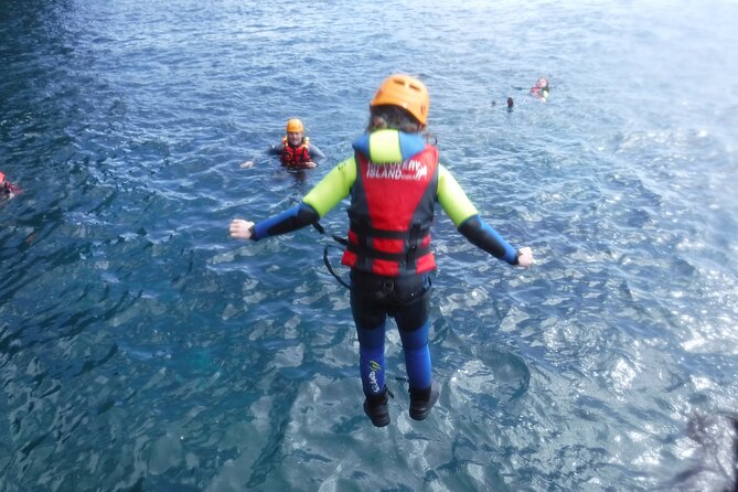 Coasteering Tour - Cliff jumping, swimming, scrambling. - Jump heights from 1 to 10 meters, and how to choose