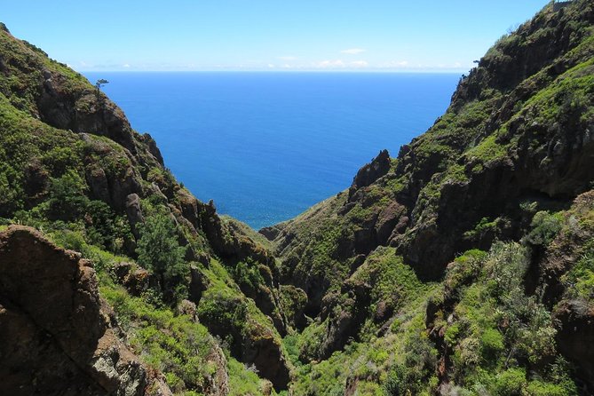 Craters of Fire - 4X4 Full-Day Tour - The waterfall moment near Ponta do Sol (Anjos)