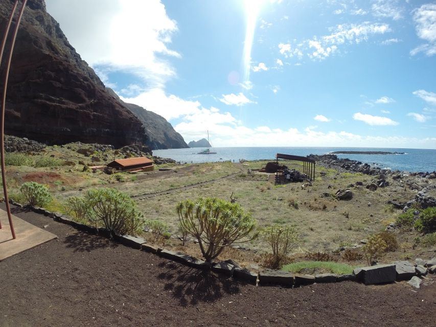 Desertas Islands Full-Day Catamaran Trip from Funchal - Lunch onboard: simple, filling, and included with drinks