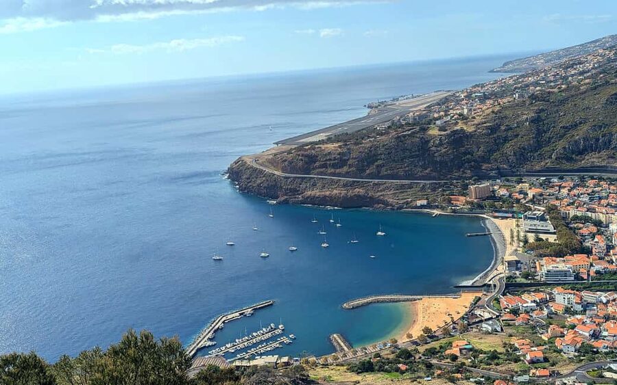 Discover Ponta de São Lourenço: Private Classic Jeep in 4h - Machico First: First Landing Energy, Real Local Life