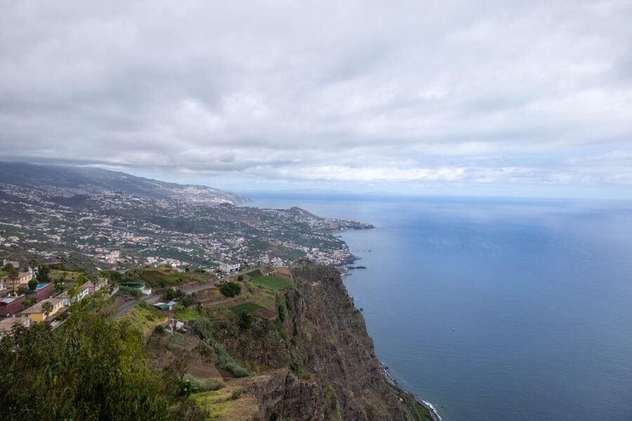 Do Funchal - Câmara de Lobos & Sky Walk Tuk Tuk Tour (2h30) - Miradouro do Pico da Torre: the short breather that sets the mood