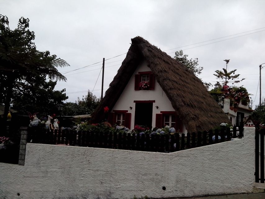 Eastern Madeira: Full-Day Tour with Rum Tasting - Porto da Cruz Rum Fabric: history you can taste