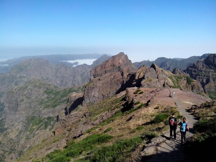 Eastern Madeira: Full-Day Tour with Rum Tasting - Pico Arieiro, 1800 m, where the views change by the minute