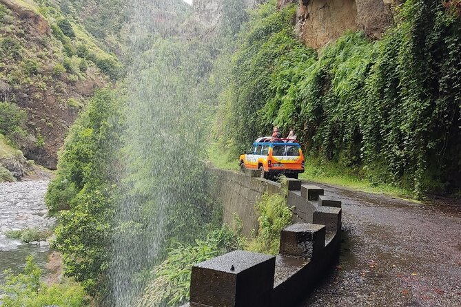 Exploring new Northwest frontiers: Beyond Madeira in 4x4 tour - Ribeira da Janela and Ilhéus: Window Rocks, Streams, and Forest Trails