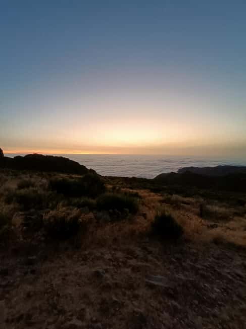 From 0 to 1818 meters to Pico do Arieiro Sunrise - Guide and Group Size: The Difference Between Watching and Understanding