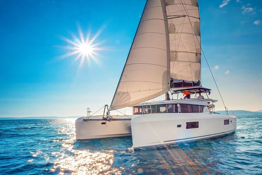 From Funchal: Cabo Girao Sunset Cruise on Luxury Catamaran - Sunset Timing, Drinks Onboard, and the Mood Shift