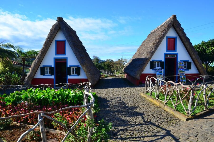 From Funchal: East Tour Madeira 4x4 Jipe Tour Santana Houses - Faial and Porto da Cruz: rum-making culture with real local stops
