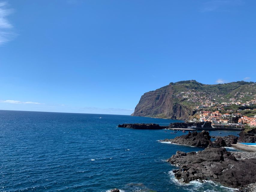 From Funchal: Jeep Tour with Madeira Wine Tasting - Riding a classic Jeep from Funchal, with a local mind