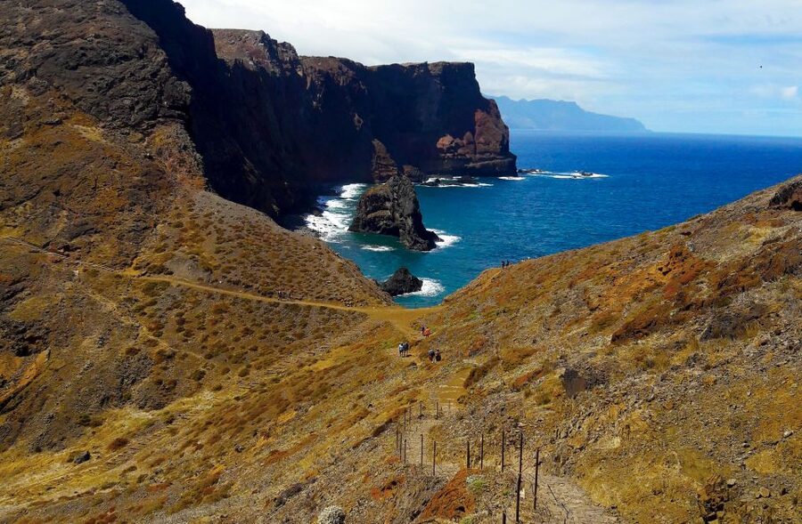 From Funchal: Ponta de São Lourenço/Caniçal Full-Day Hike - Cliffs, stairs, and the optional top section