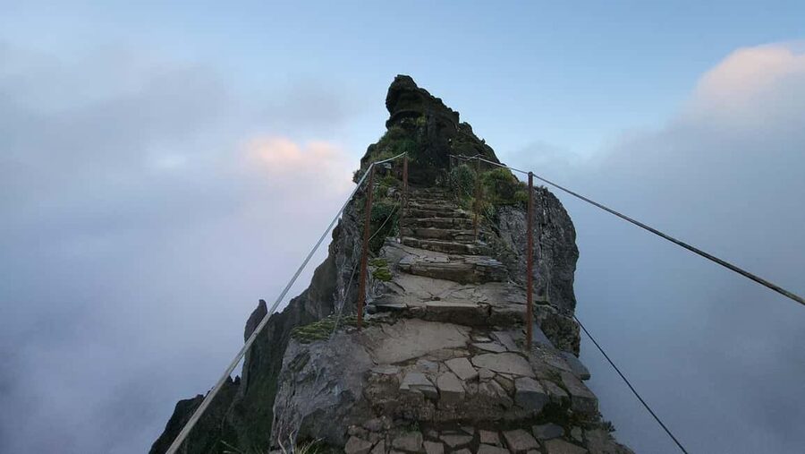 From Funchal: Transfer to Pico do Arieiro & Pico Ruivo Trail - FAQ