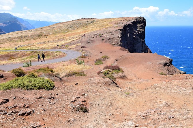 Full Day - Madeira East - Stop 5: Pico do Arieiro (The Third Highest Peak Moment)