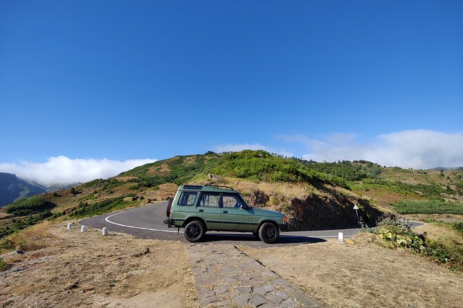 Full Day of Wonders: Madeira 4x4 Private Tour - Black sand beach air and natural pool possibilities