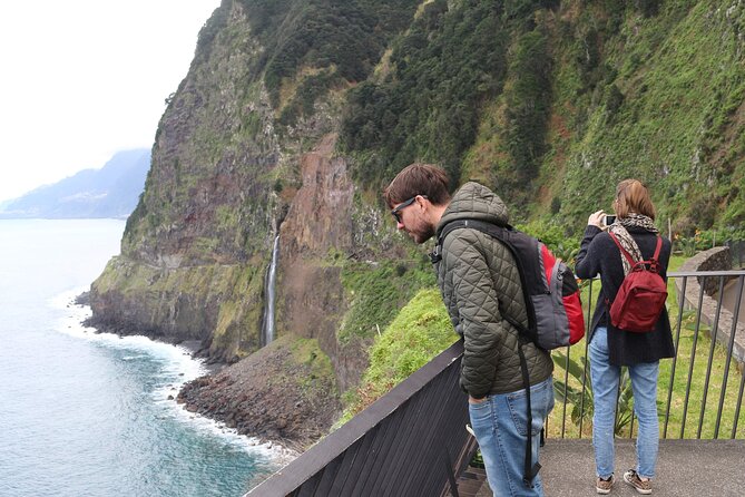 Full Day Open Roof 4x4 Unforgettable Northwest of Madeira - Meeting point and timing, and how to set yourself up