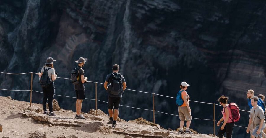 Full Day Ponta de São Lourenço - Natural Reserve - Starting the hike: safety briefing and a trail that rewards attention