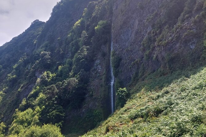 Full day West Adventure Jeep Tour in Madeira Portugal - Póça das Lesmas Volcanic Black Sand Beach and Pools