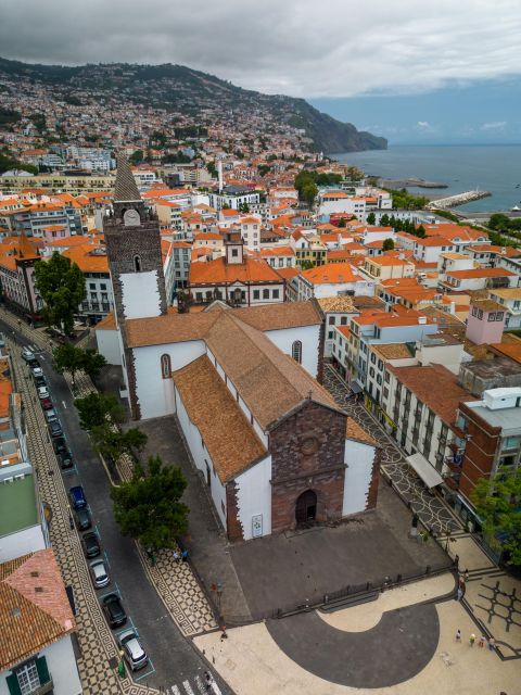 Funchal : 1 hour City Tour by Tuk-Tuk - Key points before you go