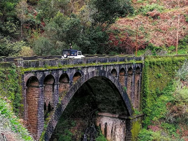Funchal: 4x4 Jeep Trip to the East and Northeast of Madeira - Santana houses and the viewpoint chain: culture plus cliff-edge photos
