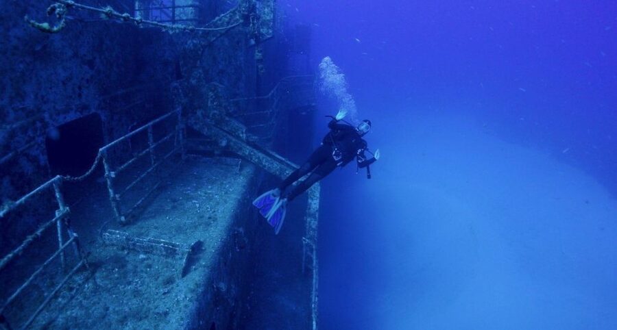 Funchal: Advanced Scuba Diving Afonso Cerqueira Wreck - From Funchal to Cabo Girão: the boat ride you actually look forward to