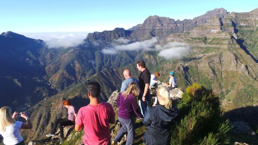 Funchal: Cabo Girão, Wines Tasting and Dolphins Watching - Cabo Girão Cliff and the Suspended Glass Floor Moment