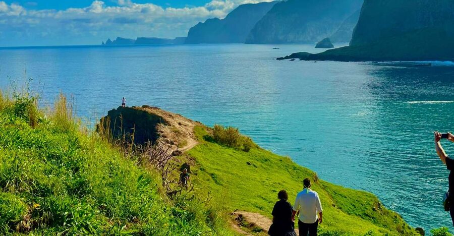 Funchal: East Madeira Island Guided Tour & Laurissilva Walk - Pico do Areeiro: where the views set your expectations