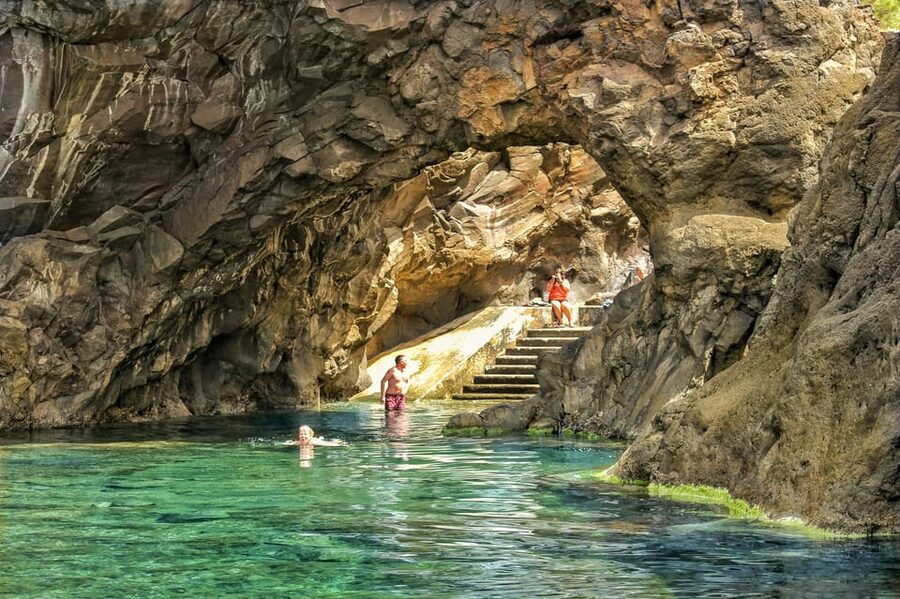 Funchal: Enchanted Terraces, Porto do Moniz & Fanal 4WD Tour - Getting Picked Up in Funchal, Then Moving Quickly