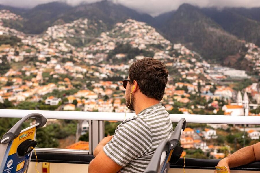 Funchal: Hop-On Hop-Off Bus Tour - Câmara de Lobos: the fishing village stop you should not rush