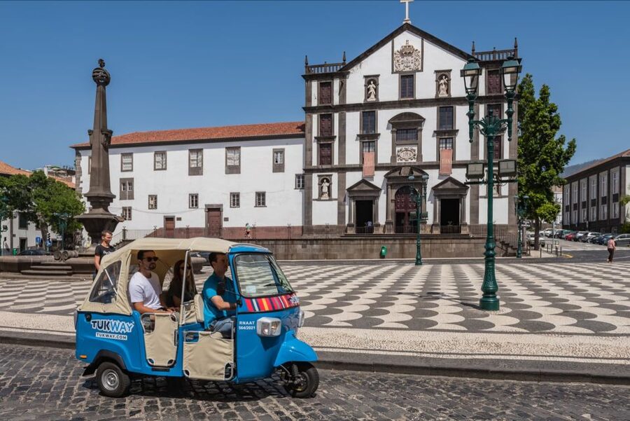 Funchal: Private Customizable Guided Tour by Tuk-Tuk - Cabo Girão, Garajau, and viewpoints that reward short stops