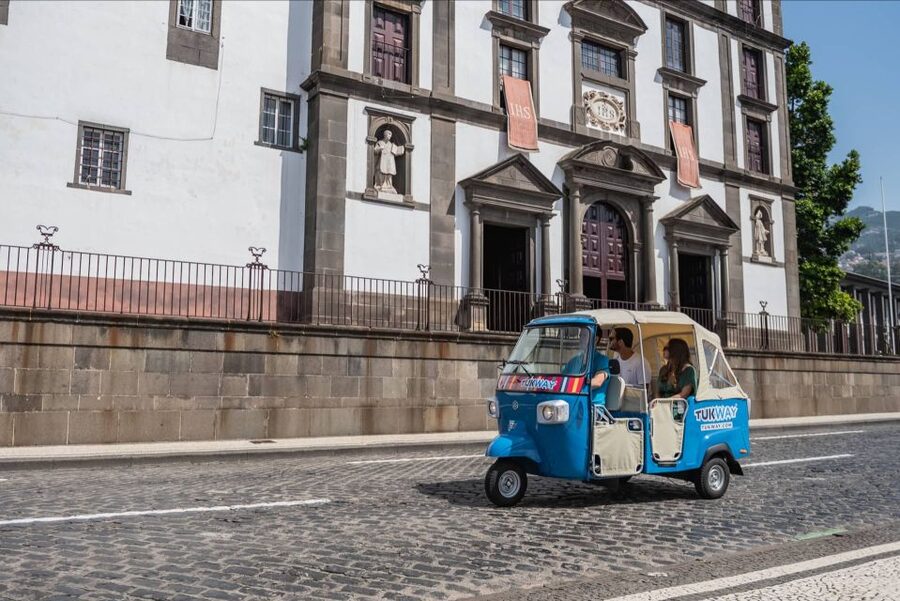 Funchal: Private Customizable Guided Tour by Tuk-Tuk - Pico Areeiro and high-altitude options without overcommitting