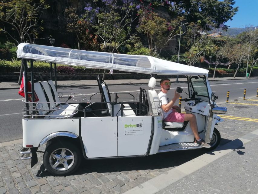 Funchal: Private Guided Tour of Historic Center by Tuk Tuk - Meet Funchal at Avenida do Mar, Then Go Old Town by Tuk Tuk