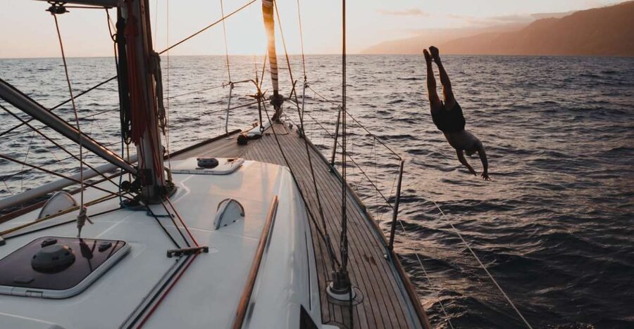 Funchal: Sunset Sailing Private Tour - Meeting the Boat: The Simple Way to Find It
