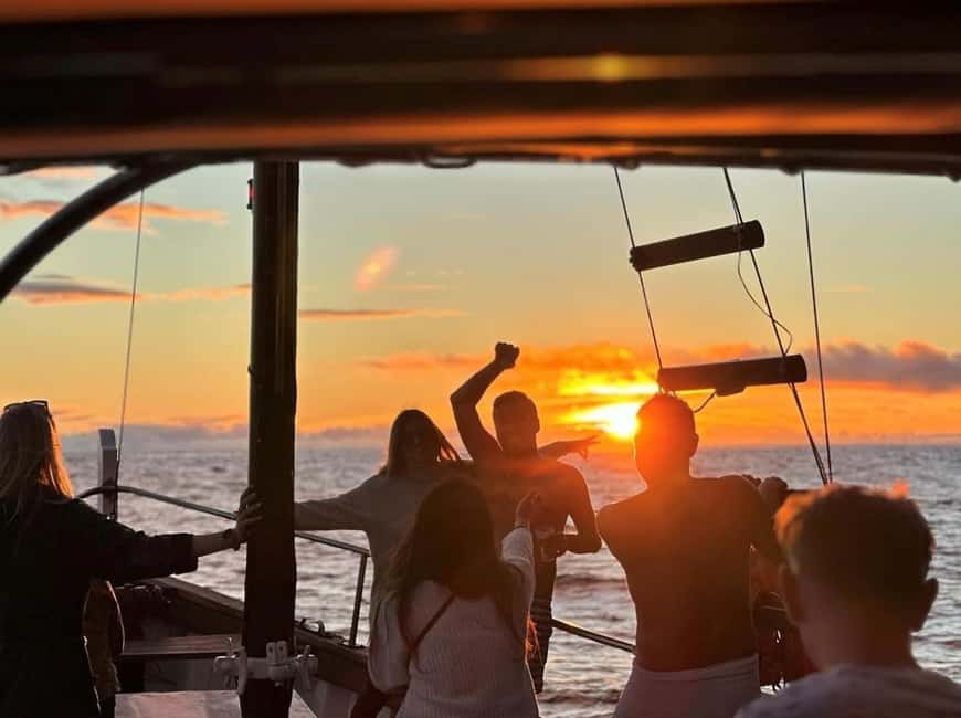 Funchal: Sunset Tour on Traditional Madeiran Boat w/ Drinks - Price and value: what $56 gets you in the real world
