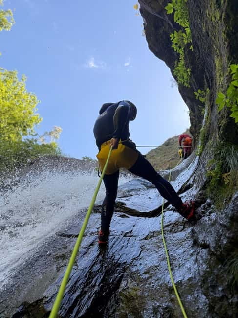 Go Explore Canyoning Level 2 (Nun's Valley) . - How to handle comfort, water temperature, and rainy days
