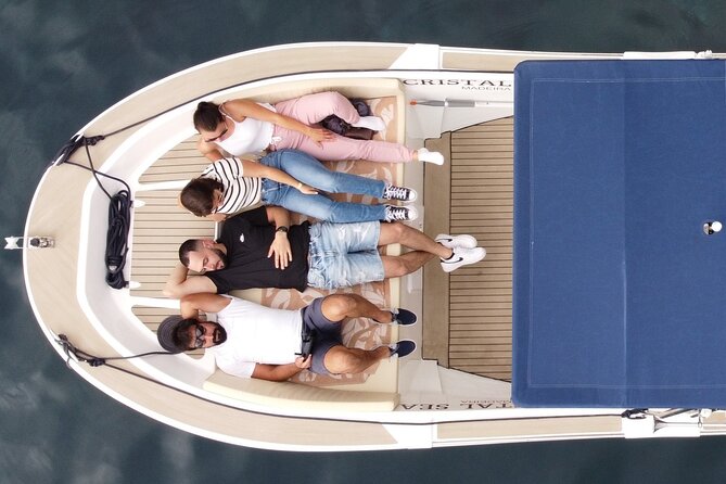 HD Private Boat Tour from Funchal – Swim, Paddle, Snorkel&Relax - A 3-hour Madeira private boat day from Funchal