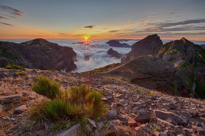 Heavens Tour: Sunset & Stargazing in Madeira - Ponta de São Lourenço at twilight: a coastline made for horizons