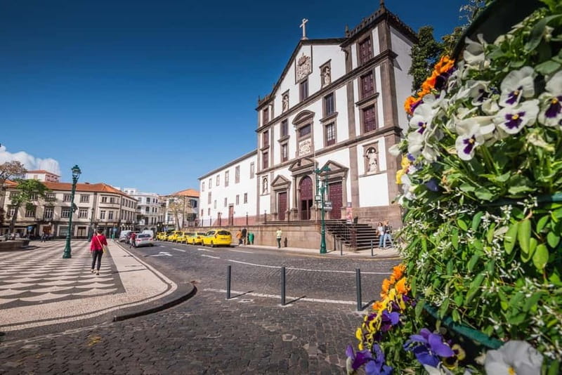 Hidden Funchal: Stories & Secrets Tour - Santa Clara Monastery: Nuns, Visitors, and Queijadas