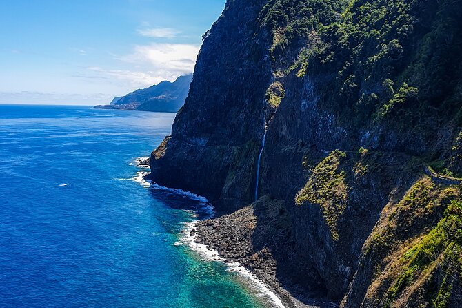 Jeep Safari 4x4 West Madeira - Porto Moniz - Fanal - Cabo Girão - Laurissilva Forest Off-Road: The 4x4 Moment You Paid For