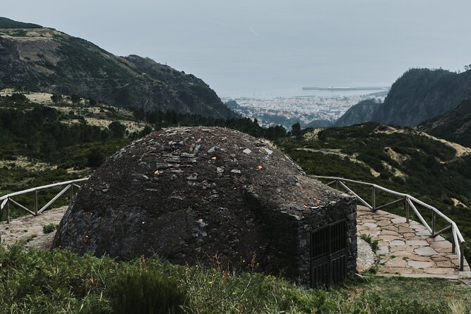 Jeep Tour to East ( Pico Arieiro, Santana, Faial, Caniçal) - Stop 2, Ribeiro Frio: Balcões Levada Walk and Poncha Break