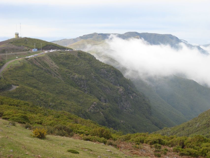 Levada do Alecrim (Madeira Lakes) Full-day walk - What the full day feels like, from levadas to rock pools and waterfalls