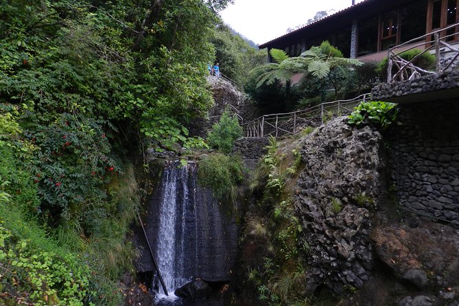 Levada Walk from Ribeiro Frio to Portela - Leaving Funchal with a plan: pickup, timing, and the vehicle stop