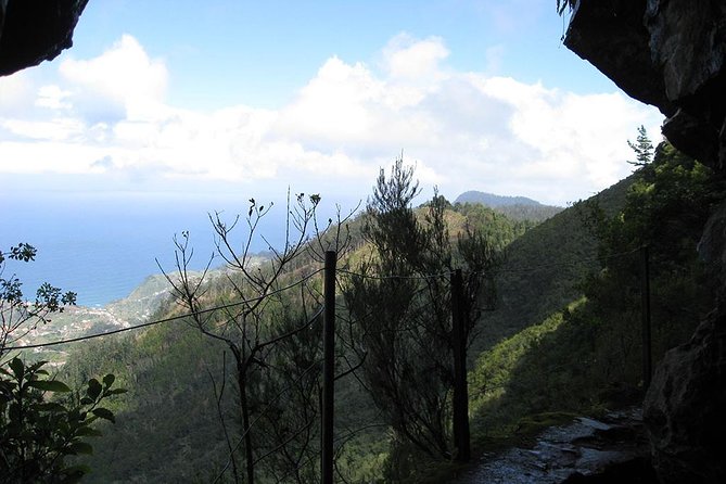 Levada Walk from Ribeiro Frio to Portela - The picnic reality: how to carry food and avoid a sour end