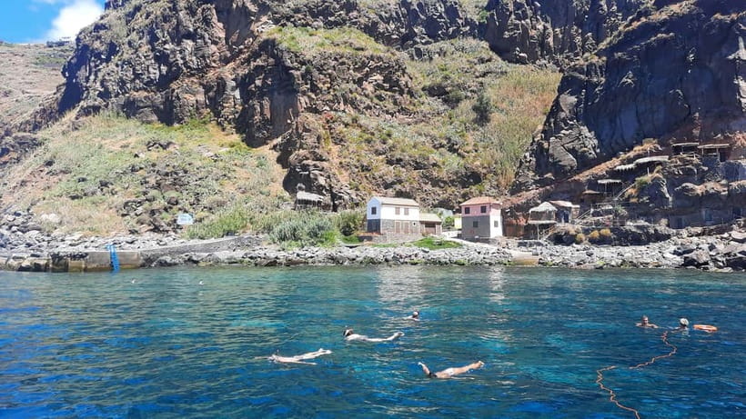 Madeeira: Sunset dinner cruise - Why a Madeira sunset dinner cruise is a smart 4-hour plan