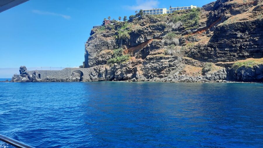Madeira: Boat Trip with Lunch, Drinks, and Hotel Transfer - Who should book this Madeira boat trip