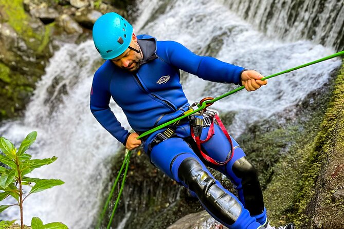 Madeira Canyoning Intermediate - Midday Snack and the Big Waterfall Finish up to 35 Feet