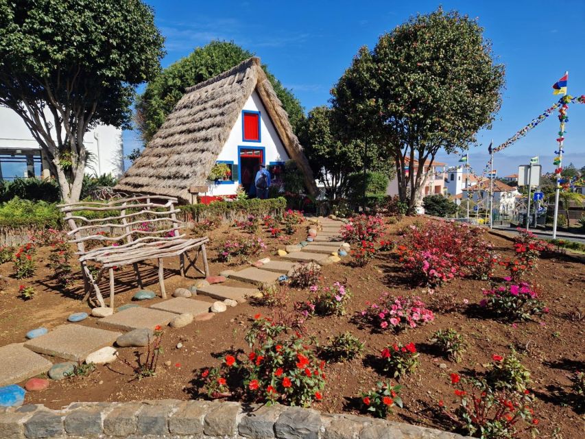Madeira : East Tour - Santana North Side - East Tour in Madeira: the big idea behind the route