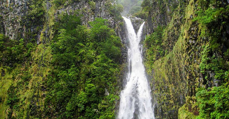 Madeira: Enjoy a Guided Levada Walk in the Rabaçal Valley - Rabaçal Valley and the levadas: why this walk feels more real