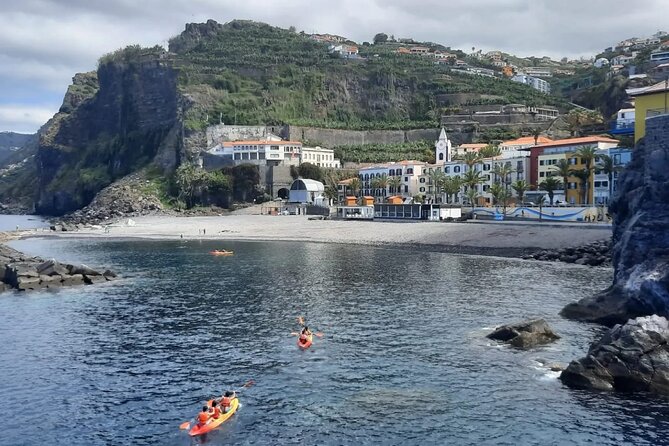Madeira: Experiência 4WD Skywalk para Seixal Porto Moniz, Fanal - Cabo Girao Skywalk glass at 589 m: the view hit that sets the tone