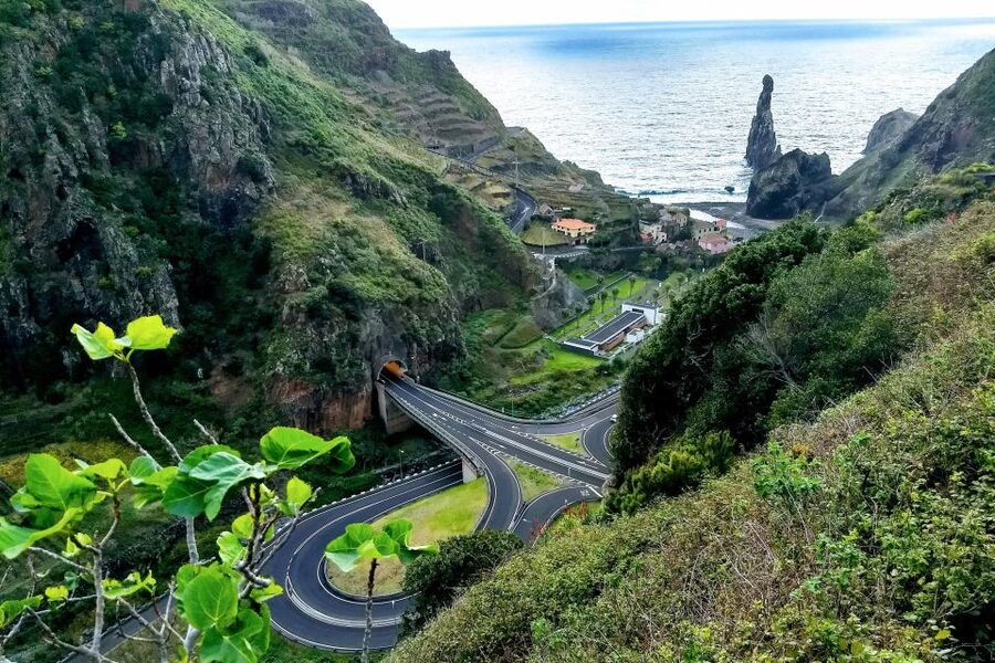 Madeira: Full-Day Jeep Tour, Natural Pools, Seixal & Fanal - The Off-Road Photo Stop Through Laurisilva Country